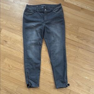 White House, black market women’s skinny ankle sz10 faux leather trim/zippers